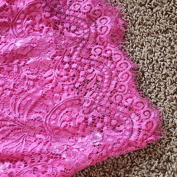 Bebe Scallop Lace Open Back Mini Stretch Dress Hot Pink NWT Medium Long Sleeve - Picture 8 of 11